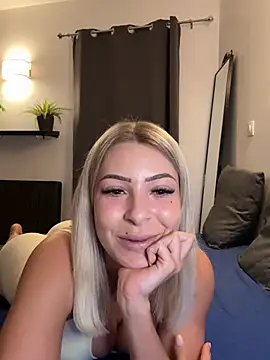 marionn  online show from June 8, 7:36 pm