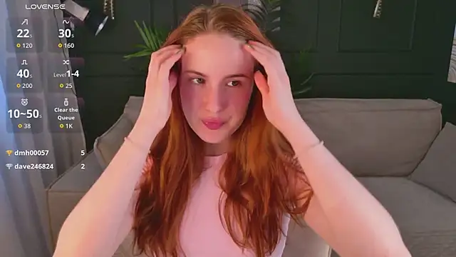 Snapshot of ChloeAster chatting on June 18, 6:46 am ChloeAster online show from June 18, 6:46 am