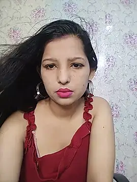 Snapshot of Queen_Rosyy chatting on July 2, 2:00 am Queen Rosyy online show from July 2, 2:00 am