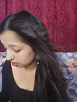 Snapshot of Queen_Rosyy chatting on July 20, 4:27 am Queen Rosyy online show from July 20, 4:27 am