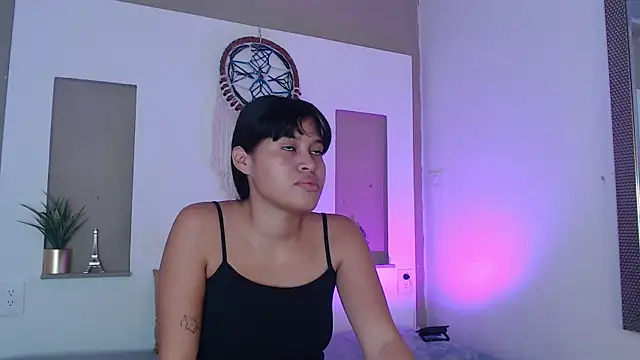 Snapshot of Kitty_Desire2 chatting on July 21, 12:40 pm Kitty Desire2 online show from July 21, 12:40 pm