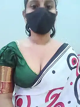 Clara-Lilly online show from June 28, 12:11 pm