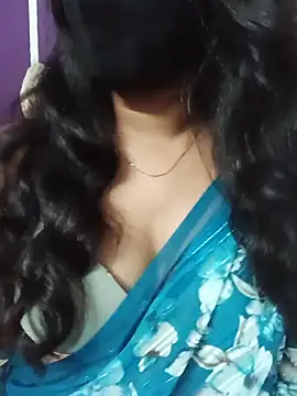 Clara-Lilly online show from July 10, 3:14 pm