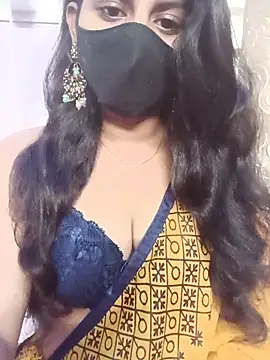 Clara-Lilly online show from July 20, 5:00 am
