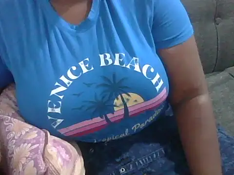 Sexy gyaly online show from June 26, 2:21 pm