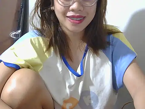 Snapshot of stellar0111 chatting on July 27, 5:53 pm stellar0111 online show from July 27, 5:53 pm