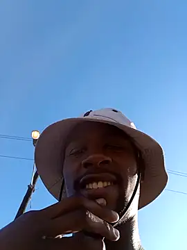 Snapshot of momokante chatting on June 9, 7:42 am momokante online show from June 9, 7:42 am