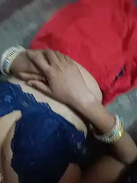 Snapshot of sexybhabi114 chatting on July 6, 4:53 pm sexybhabi114 online show from July 6, 4:53 pm