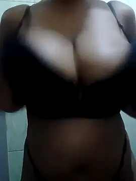Snapshot of Spicycandy00 chatting on July 10, 1:54 am Spicycandy00 online show from July 10, 1:54 am