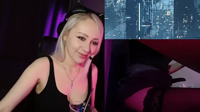 Snapshot of roxxyrowe chatting on July 18, 11:08 pm roxxyrowe online show from July 18, 11:08 pm