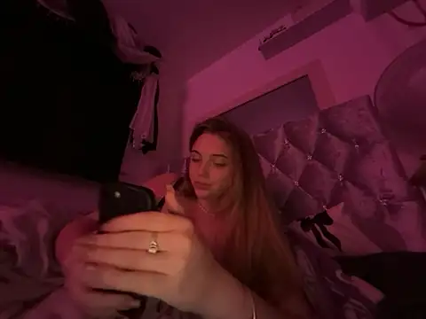 Violetsinxx online show from June 13, 3:15 am