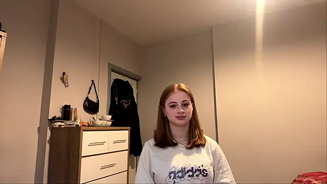 kittenflub online show from June 9, 7:36 pm