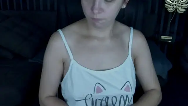 Livia Shy online show from July 14, 6:02 pm
