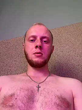 Snapshot of Fabregoss chatting on June 9, 10:16 am Fabregoss online show from June 9, 10:16 am