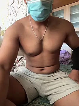 Snapshot of muscularZoro chatting on June 18, 10:41 am muscularZoro online show from June 18, 10:41 am