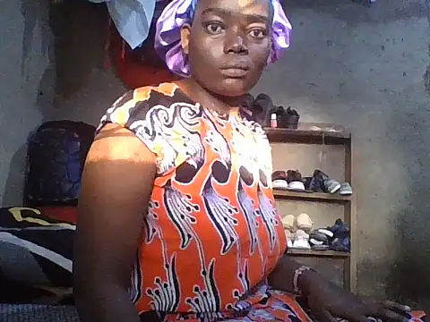 Snapshot of Amara254 chatting on July 17, 4:30 am Amara254 online show from July 17, 4:30 am