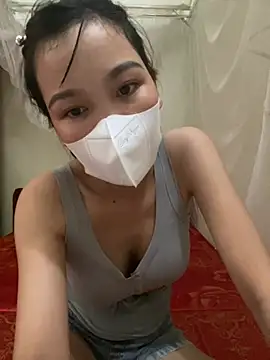 -Thuylove- online show from June 28, 6:52 am