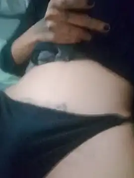 Snapshot of bonequinhaGatinha chatting on June 10, 10:19 pm bonequinhaGatinha online show from June 10, 10:19 pm