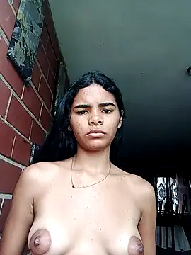 Snapshot of Afrodita_18year chatting on June 25, 5:06 pm Afrodita 18year online show from June 25, 5:06 pm