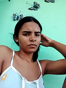 Snapshot of Afrodita_18year chatting on July 24, 9:13 pm Afrodita 18year online show from July 24, 9:13 pm