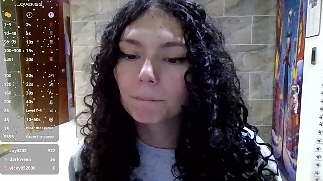 Diamond Curls online show from July 28, 7:39 pm