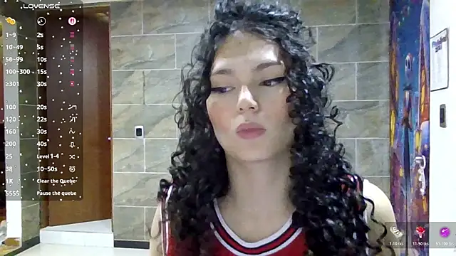 Diamond Curls online show from July 30, 4:28 pm