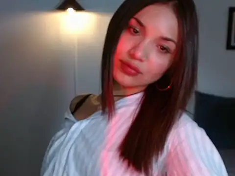 Snapshot of Ximenna_bu chatting on June 12, 7:35 pm Ximenna bu online show from June 12, 7:35 pm