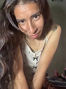 Snapshot of Siena_sofia chatting on July 3, 5:19 pm Siena sofia online show from July 3, 5:19 pm