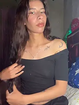 Snapshot of Siena_sofia chatting on July 28, 12:29 am Siena sofia online show from July 28, 12:29 am