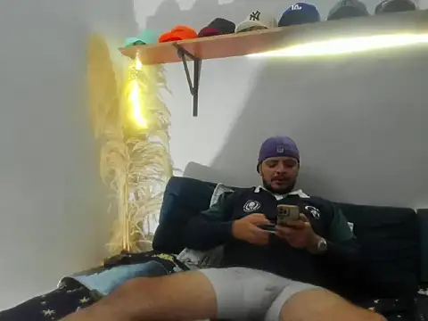 Snapshot of jeann_alexx chatting on June 14, 2:24 am jeann alexx online show from June 14, 2:24 am