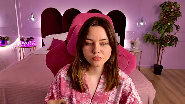 AprilPowell online show from June 14, 5:48 pm