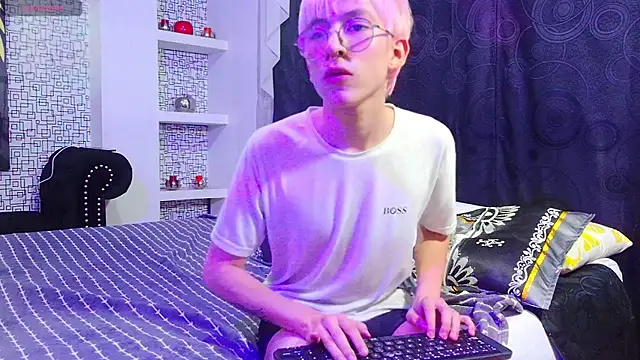 Snapshot of axell_stone_ chatting on July 23, 1:58 am axell stone online show from July 23, 1:58 am