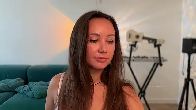 Snapshot of Arteasee chatting on July 20, 3:43 am Arteasee online show from July 20, 3:43 am