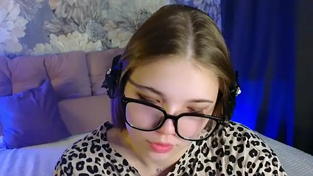 jenny7474 online show from June 14, 3:08 am
