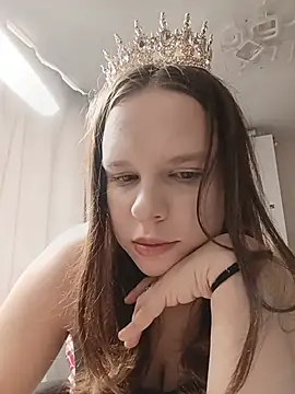 Snapshot of Sara_liss chatting on July 11, 11:02 am Sara liss online show from July 11, 11:02 am