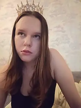 Snapshot of Sara_liss chatting on July 13, 9:01 am Sara liss online show from July 13, 9:01 am