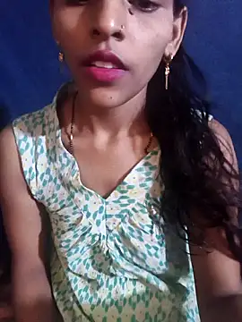 Snapshot of Cute_Merry__ chatting on August 2, 5:39 am Cute Merry online show from August 2, 5:39 am
