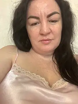 Snapshot of Rita_kis chatting on June 21, 10:07 am Rita kis online show from June 21, 10:07 am