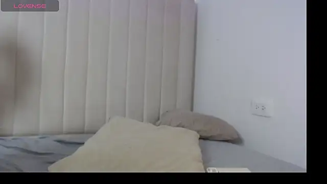 Snapshot of koral_27 chatting on June 17, 5:03 pm koral 27 online show from June 17, 5:03 pm