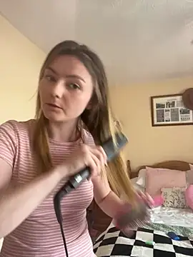 ChloeRaexox online show from June 16, 3:14 pm