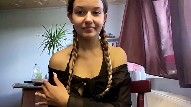 AuroraQT online show from July 29, 12:36 pm