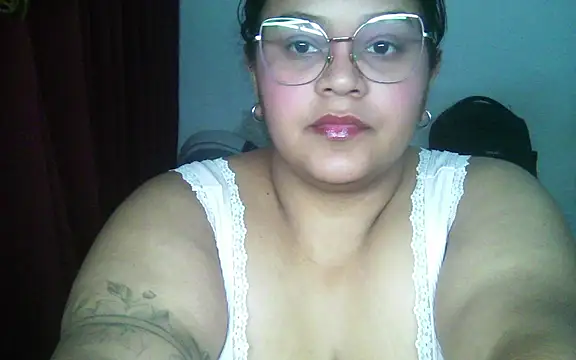 Snapshot of soymelancia chatting on June 26, 9:52 pm soymelancia online show from June 26, 9:52 pm