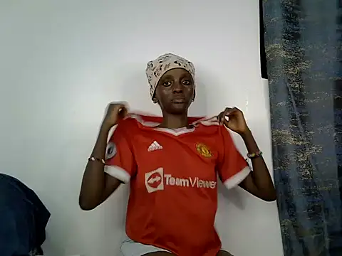 Snapshot of Night_nurse_1 chatting on June 17, 8:10 pm Night nurse 1 online show from June 17, 8:10 pm