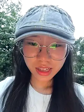 xiaomin666 online show from July 29, 9:46 pm