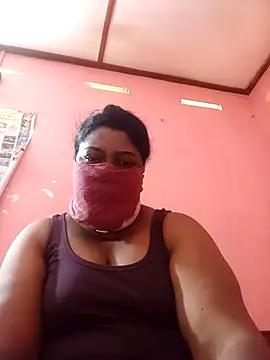 Snapshot of Madusi-11 chatting on June 23, 2:53 am Madusi-11 online show from June 23, 2:53 am