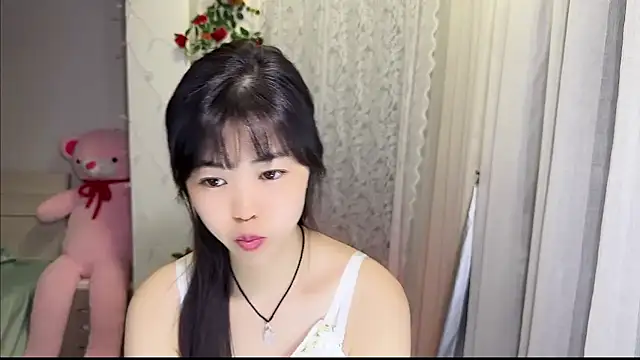Snapshot of inlkitten chatting on July 9, 3:16 pm inlkitten online show from July 9, 3:16 pm
