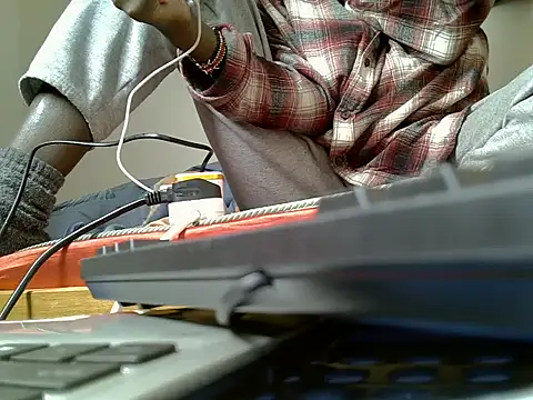 Snapshot of zelyp chatting on July 2, 6:52 am zelyp online show from July 2, 6:52 am