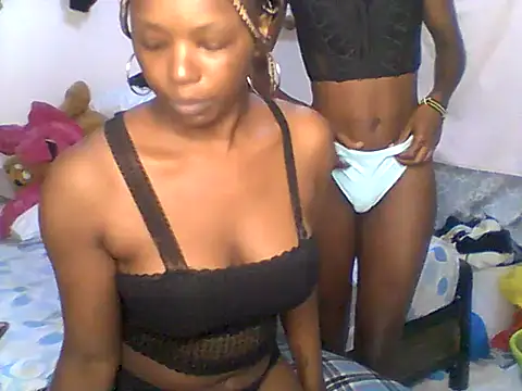 Ladysweetness23 online show from June 30, 4:13 am