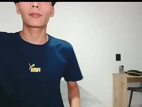 AlexKenm online show from June 17, 2:25 am