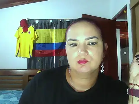 Snapshot of Ariel_691 chatting on June 25, 9:52 pm Ariel 691 online show from June 25, 9:52 pm